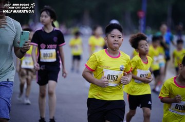 BINH DUONG NEW CITY HALF MARATHON 2024 - Ảnh #1724658