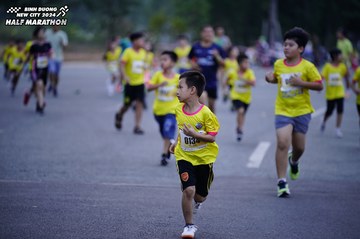 BINH DUONG NEW CITY HALF MARATHON 2024 - Ảnh #1724608