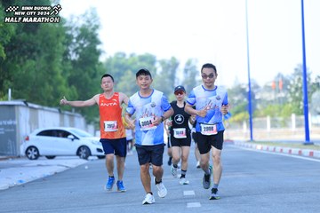 BINH DUONG NEW CITY HALF MARATHON 2024 - Ảnh #1767814