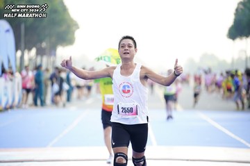 BINH DUONG NEW CITY HALF MARATHON 2024 - Ảnh #1769167