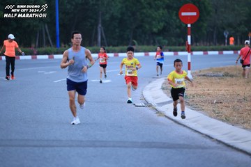 BINH DUONG NEW CITY HALF MARATHON 2024 - Ảnh #1726101
