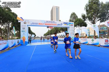 BINH DUONG NEW CITY HALF MARATHON 2024 - Ảnh #1736103