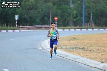 BINH DUONG NEW CITY HALF MARATHON 2024 - Ảnh #1735385