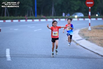 BINH DUONG NEW CITY HALF MARATHON 2024 - Ảnh #1726145