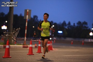 BINH DUONG NEW CITY HALF MARATHON 2024 - Ảnh #1728527