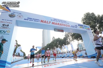 BINH DUONG NEW CITY HALF MARATHON 2024 - Ảnh #1821743