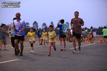 BINH DUONG NEW CITY HALF MARATHON 2024 - Ảnh #1728329
