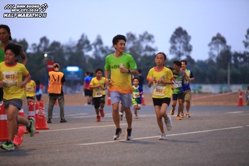 BINH DUONG NEW CITY HALF MARATHON 2024 - Ảnh #1728057