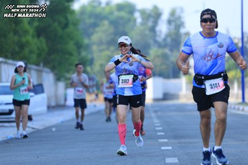 BINH DUONG NEW CITY HALF MARATHON 2024 - Ảnh #1767249