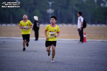 BINH DUONG NEW CITY HALF MARATHON 2024 - Ảnh #1725163