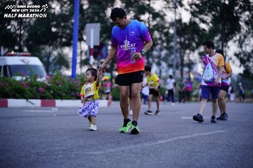 BINH DUONG NEW CITY HALF MARATHON 2024 - Ảnh #1724897