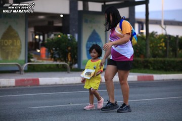 BINH DUONG NEW CITY HALF MARATHON 2024 - Ảnh #1727846