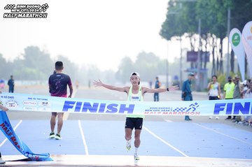 BINH DUONG NEW CITY HALF MARATHON 2024 - Ảnh #1771369