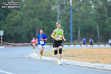 BINH DUONG NEW CITY HALF MARATHON 2024 - Ảnh #1735597
