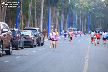 BINH DUONG NEW CITY HALF MARATHON 2024 - Ảnh #1755571