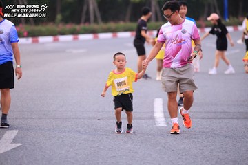 BINH DUONG NEW CITY HALF MARATHON 2024 - Ảnh #1727152