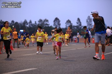 BINH DUONG NEW CITY HALF MARATHON 2024 - Ảnh #1728315