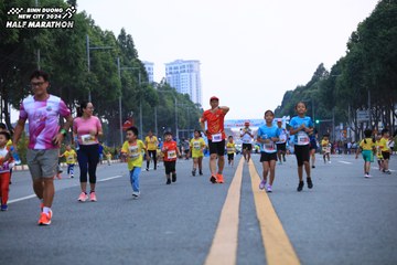 BINH DUONG NEW CITY HALF MARATHON 2024 - Ảnh #1727808