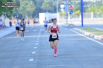 BINH DUONG NEW CITY HALF MARATHON 2024 - Ảnh #1770972