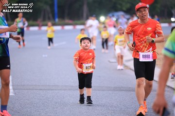 BINH DUONG NEW CITY HALF MARATHON 2024 - Ảnh #1727016