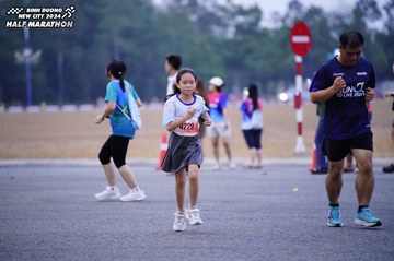BINH DUONG NEW CITY HALF MARATHON 2024 - Ảnh #1725291