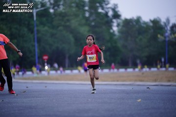 BINH DUONG NEW CITY HALF MARATHON 2024 - Ảnh #1725031