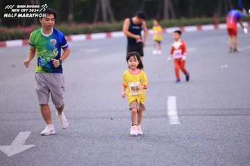 BINH DUONG NEW CITY HALF MARATHON 2024 - Ảnh #1727123