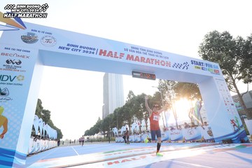 BINH DUONG NEW CITY HALF MARATHON 2024 - Ảnh #1819721