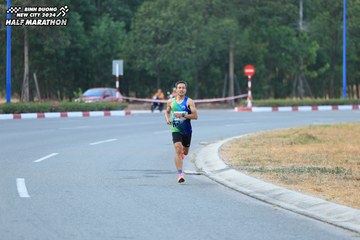 BINH DUONG NEW CITY HALF MARATHON 2024 - Ảnh #1735121