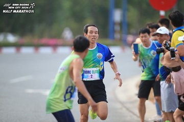 BINH DUONG NEW CITY HALF MARATHON 2024 - Ảnh #1736260