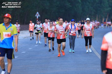 BINH DUONG NEW CITY HALF MARATHON 2024 - Ảnh #1750809