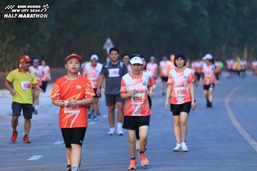 BINH DUONG NEW CITY HALF MARATHON 2024 - Ảnh #1771982