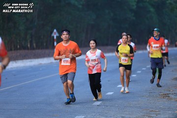BINH DUONG NEW CITY HALF MARATHON 2024 - Ảnh #1750233