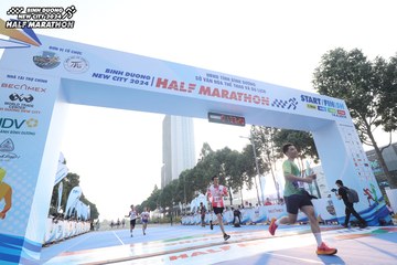 BINH DUONG NEW CITY HALF MARATHON 2024 - Ảnh #1819788