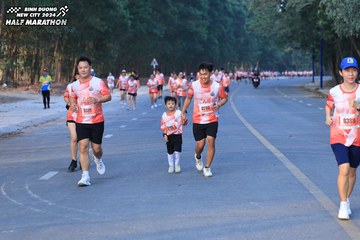 BINH DUONG NEW CITY HALF MARATHON 2024 - Ảnh #1772471