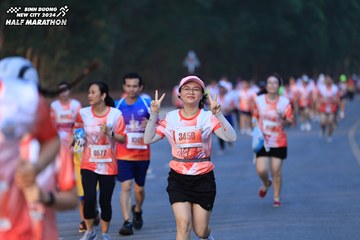 BINH DUONG NEW CITY HALF MARATHON 2024 - Ảnh #1772070