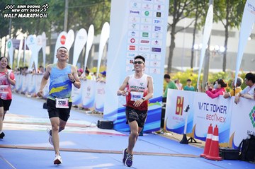 BINH DUONG NEW CITY HALF MARATHON 2024 - Ảnh #1762230