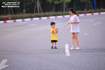 BINH DUONG NEW CITY HALF MARATHON 2024 - Ảnh #1727262