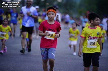 BINH DUONG NEW CITY HALF MARATHON 2024 - Ảnh #1724764