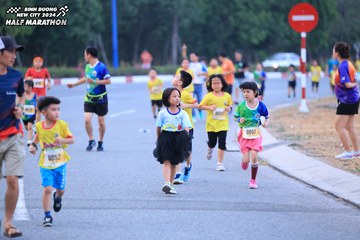 BINH DUONG NEW CITY HALF MARATHON 2024 - Ảnh #1726511