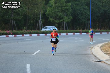 BINH DUONG NEW CITY HALF MARATHON 2024 - Ảnh #1734528