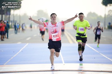 BINH DUONG NEW CITY HALF MARATHON 2024 - Ảnh #1761513