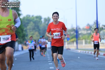 BINH DUONG NEW CITY HALF MARATHON 2024 - Ảnh #1764222