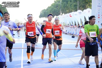 BINH DUONG NEW CITY HALF MARATHON 2024 - Ảnh #1768463
