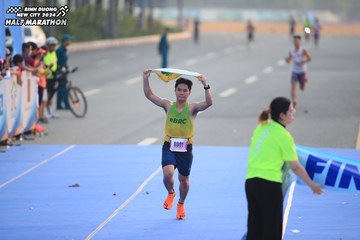 BINH DUONG NEW CITY HALF MARATHON 2024 - Ảnh #1739037