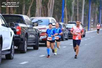 BINH DUONG NEW CITY HALF MARATHON 2024 - Ảnh #1756077