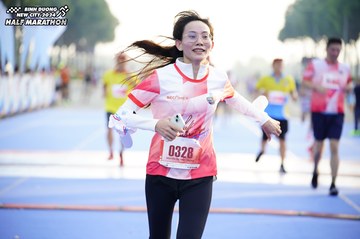 BINH DUONG NEW CITY HALF MARATHON 2024 - Ảnh #1762753