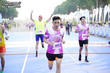 BINH DUONG NEW CITY HALF MARATHON 2024 - Ảnh #1759257