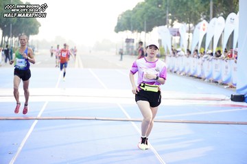 BINH DUONG NEW CITY HALF MARATHON 2024 - Ảnh #1758194
