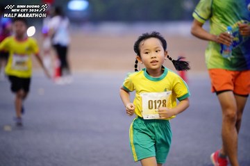 BINH DUONG NEW CITY HALF MARATHON 2024 - Ảnh #1725492